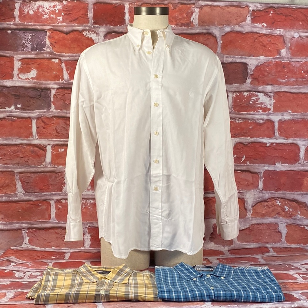 Lot of 3 Nautica Button Down Shirts Large